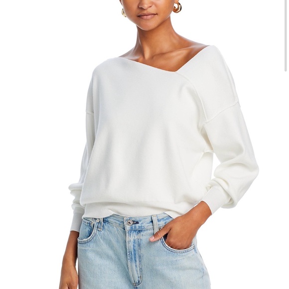 Line & Dot Tops - NWT Line & Dot Favorite Geometric Neck Sweater Size XS